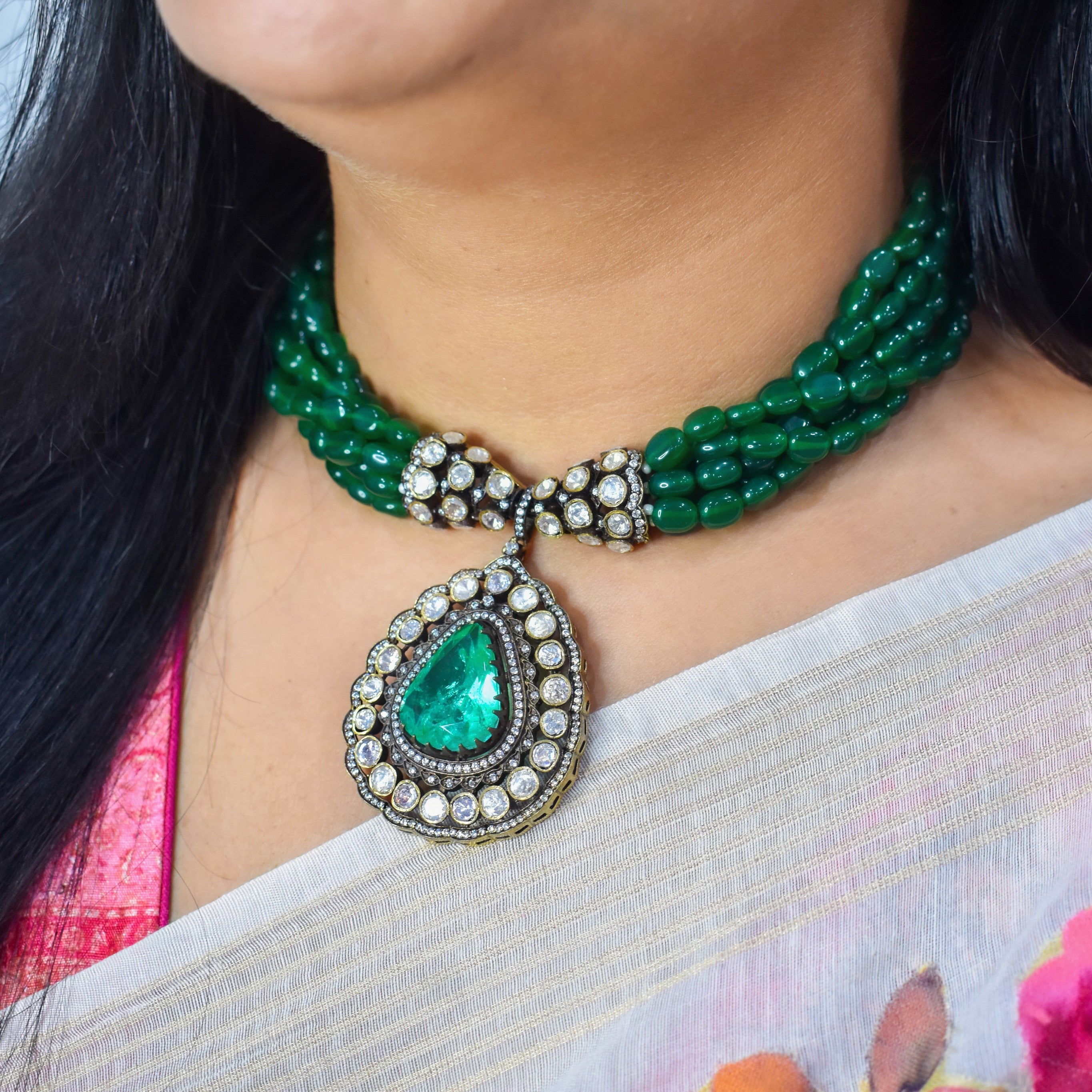GREEN