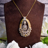 Festive Pendant Set in Gold Plating